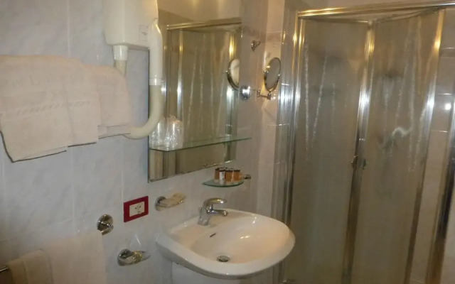 Bologna Hotel