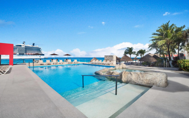 El Cid La Ceiba Beach