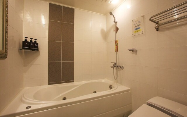 Yangpyeong Show Hotel