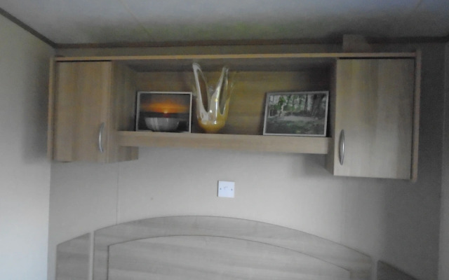 Pets go Free 3 Bedroom Caravan at Heacham Beach