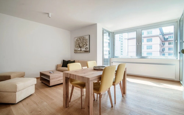 Palace Apartment