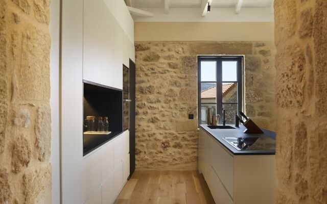 Villa with outdoor pool for 8 persons