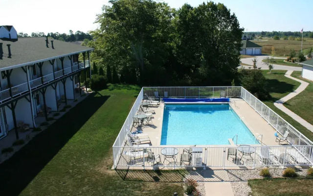 Birchwood Lodge