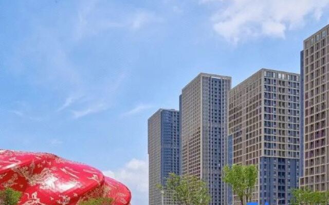 Xinyue Hotel (Shiling Leather City)