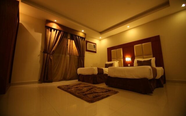 Almuhaidb Al-Suwaidi 24