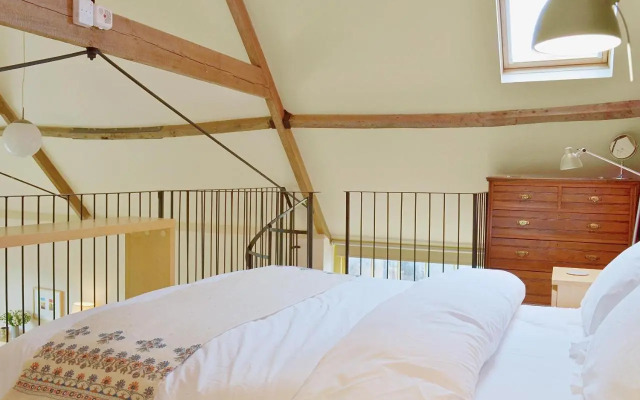 Little Burcott Loft