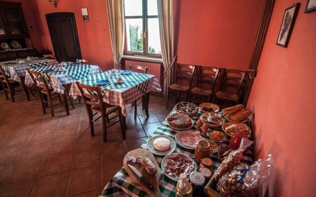 "room in B&B - Agriturismo Al Brich Triple With Breakfast"