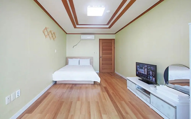 Jeju Munbichi Resort