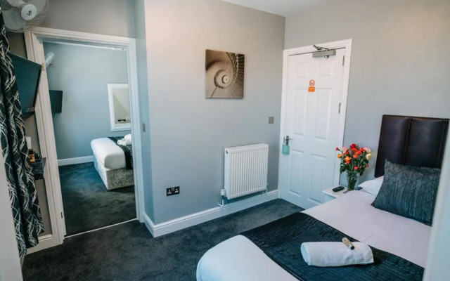 OYO Minerva Guesthouse