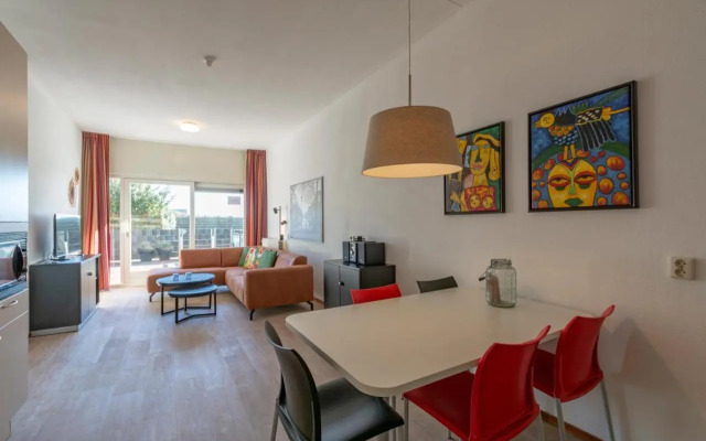 Gorgeous Apartment Beachside With Garden