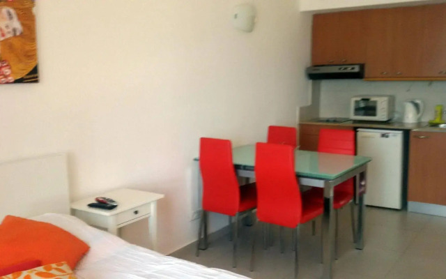 Israel-Haifa Apartments