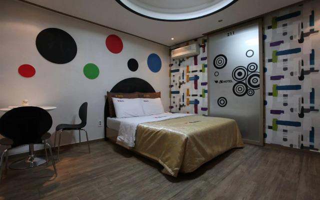 M Motel Songtan