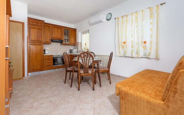 Stunning Apartment in Punat With Wifi and 2 Bedrooms