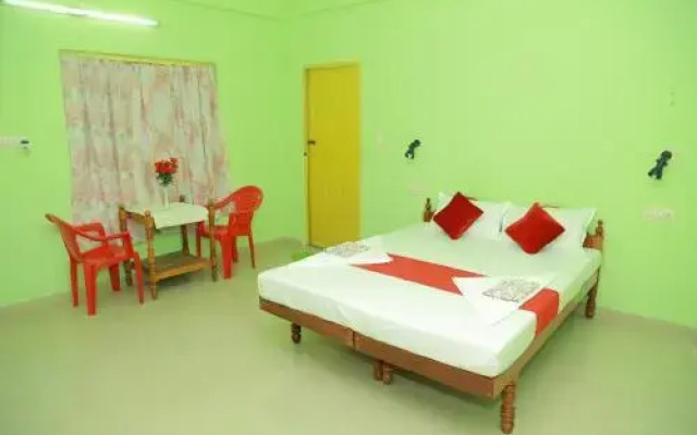 Shirleys Beach Hotel