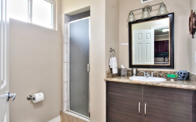 Atlantis - 4 Br Home