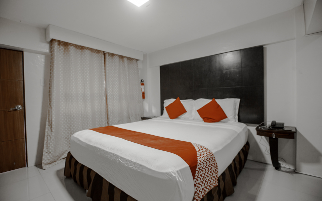 OYO 134 The Bedstation (Vaccinated Staff)