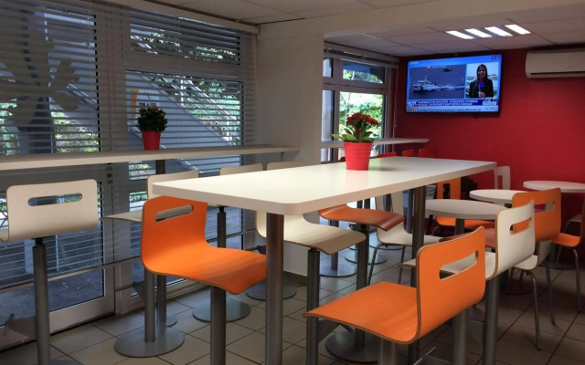 Premiere Classe Marseille Est - La Valentine