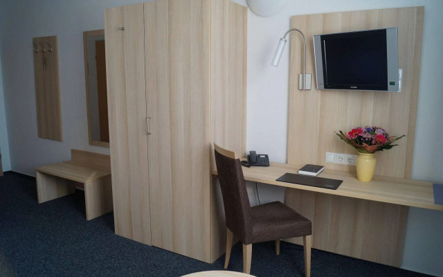 Hotel Am Vogelsanger Weg