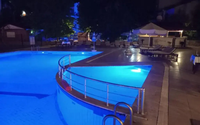 Grand Cınar Hotel