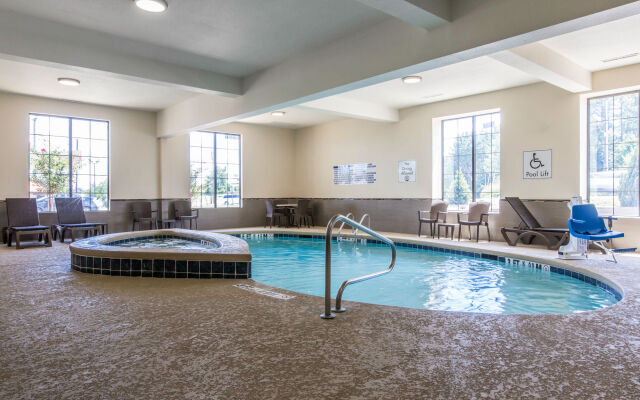 Comfort Inn & Suites Macon West