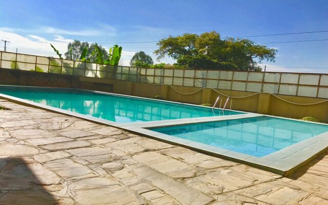 Milimani Executive Suites With Pool