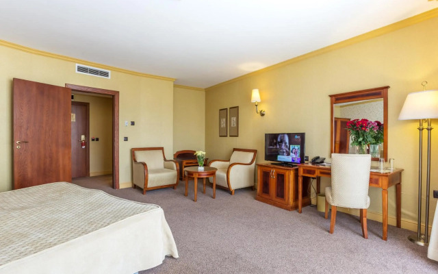 Hotel Romance & Family Suites