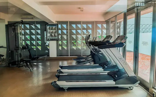 Homey And Modern 1Br At Paddington Heights Apartment