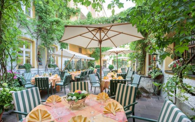 Romantik Hotel zur Post