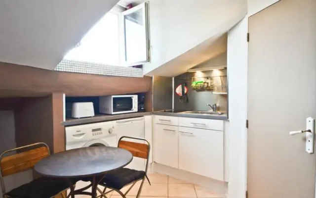 Locations Cannes Rue Chabaud