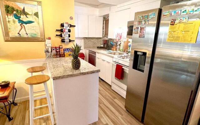 Villa Sinclair Beach Suites and Spa