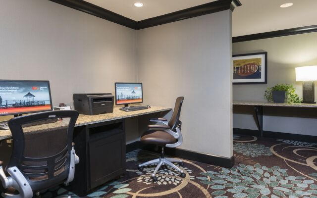 Staybridge Suites Chicago-Oakbrook Terrace, an IHG Hotel