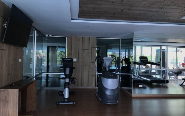 May Hotel