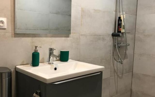 Studio Port Moderne HyperCentre Lumineux Climatisé