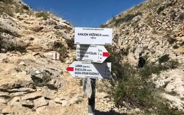 Soleil Apartmanok Baska