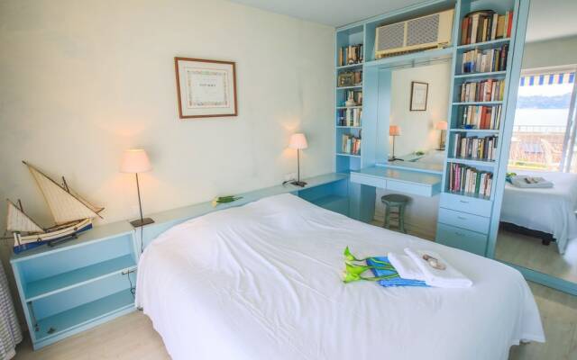 Quai De La Corderie AP1019