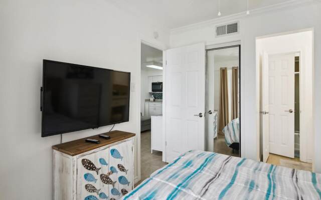 Victorian 2203-babe's Beachview