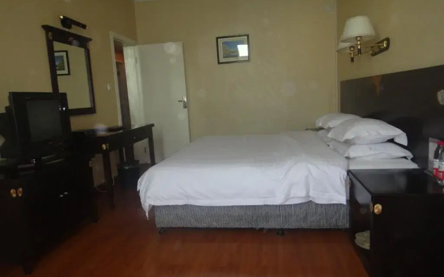 Bozhou Upstart Business Hotel