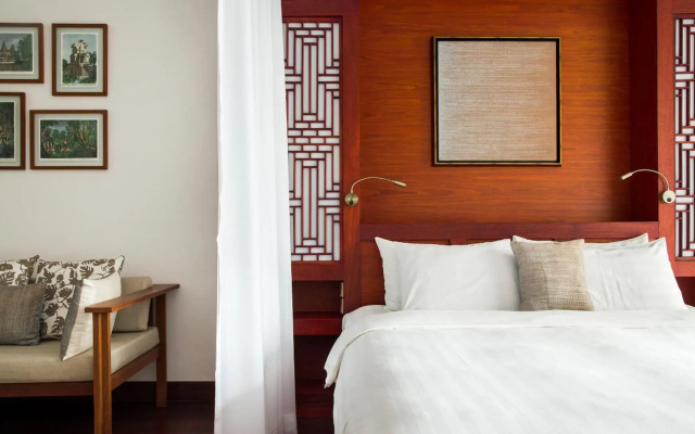 Amanjaya Pancam Suites Hotel