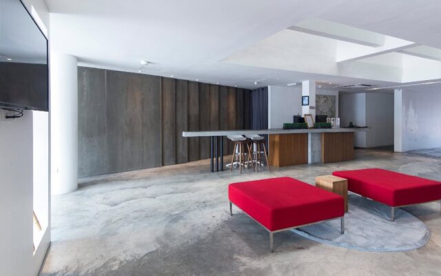 T+ Hotel Butterworth