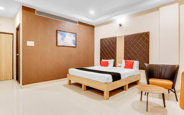 Capital O 19666 Hotel Solitaire
