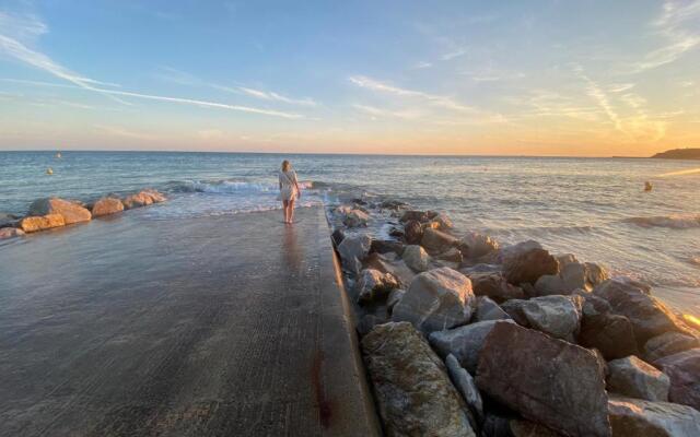Bel appartement à 200m de la plage