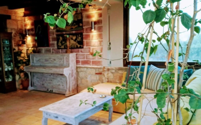 Stone House Andromeda