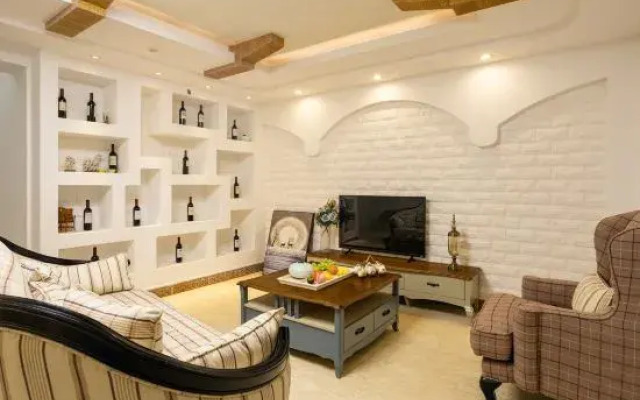 Azure · Xiaozhu Homestay (Dali Mansion Airport Branch)