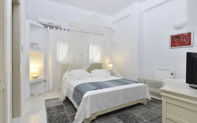 Naoussa Hills Boutique Resort