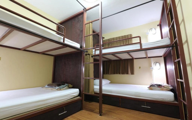 @Home Hostel Wua Lai