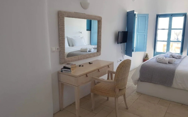 Black Rose Suites