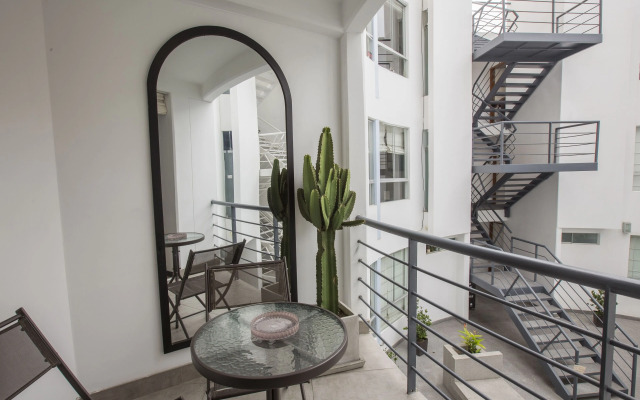 Nomad Apartments in Bohem Barranco by Wynwood-House