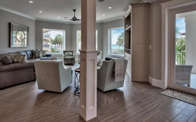 Seastar Palazzo Luxury Across From Beach