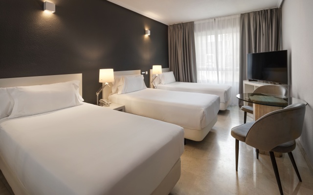 Apartamentos Sercotel Togumar