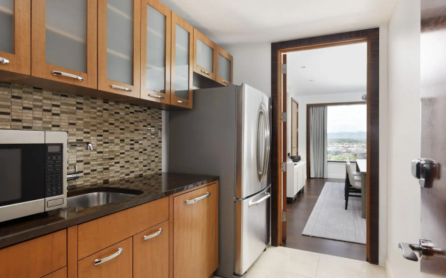 Four Seasons Denver Hotel 